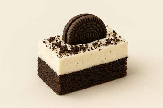 Cookie and Cream Slice Cake