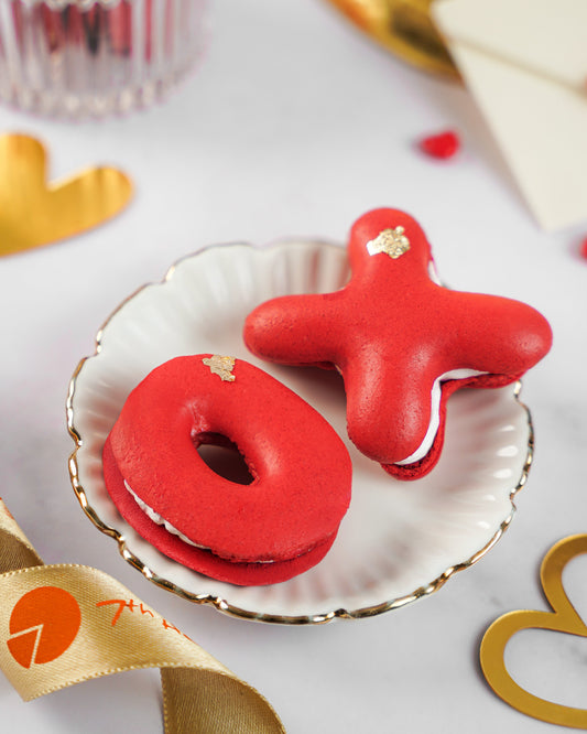 XOXO Macarons